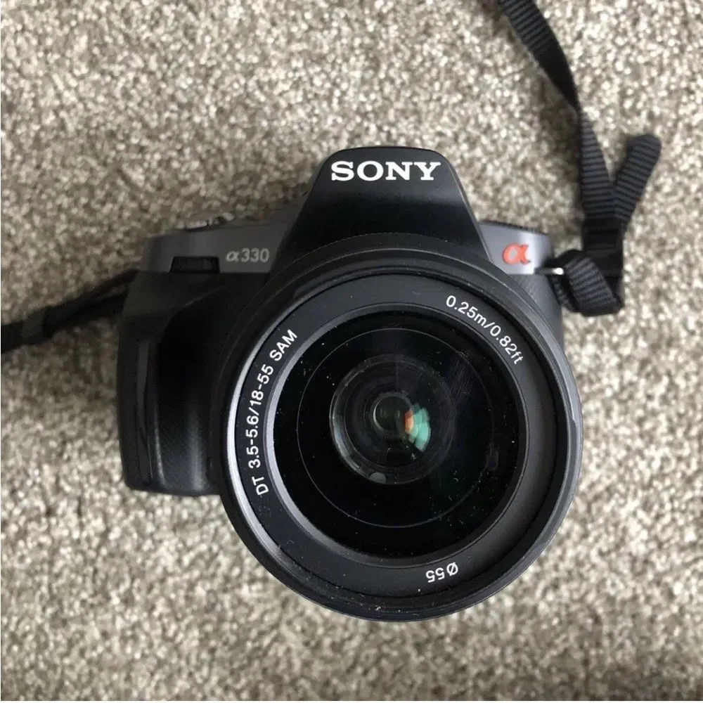 Sony Alpha a330 DSLR-A330 +18-55mm F3.5-5.6 SAM Lens Camera + Battery + Charger